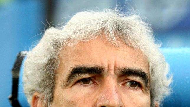 Crisi politica in Francia, Domenech cita Goebbels: bufera sui social, l'ex CT si difende