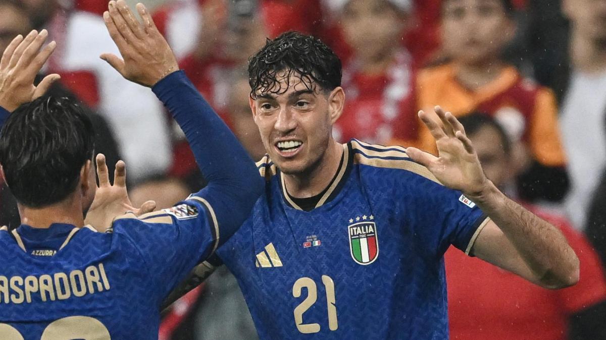 Bastoni protegge i giovani: "Che se la prendano con noi, abbiamo le spalle più larghe"