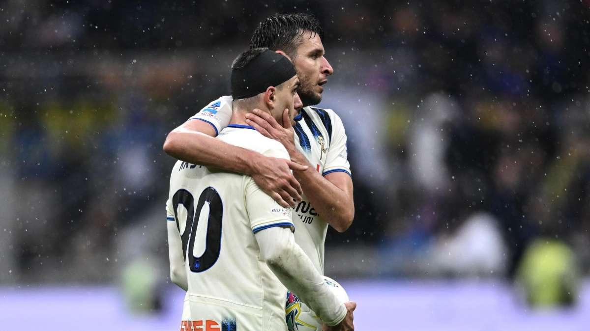 L'Atalanta non muore mai: Krstovic gela San Siro tra le polemiche e frena la fuga dell'Inter