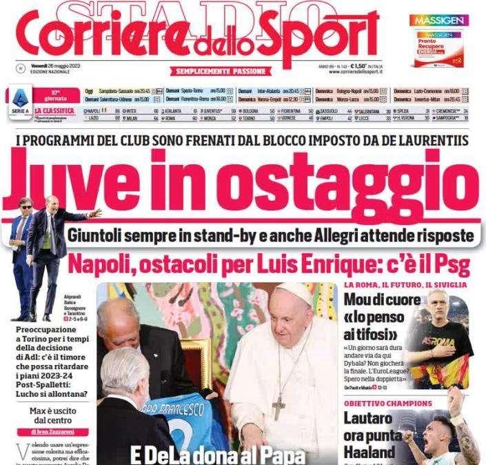 Il Corriere dello Sport in apertura: "Juve in ostaggio, Giuntoli bloccato e Allegri attende"