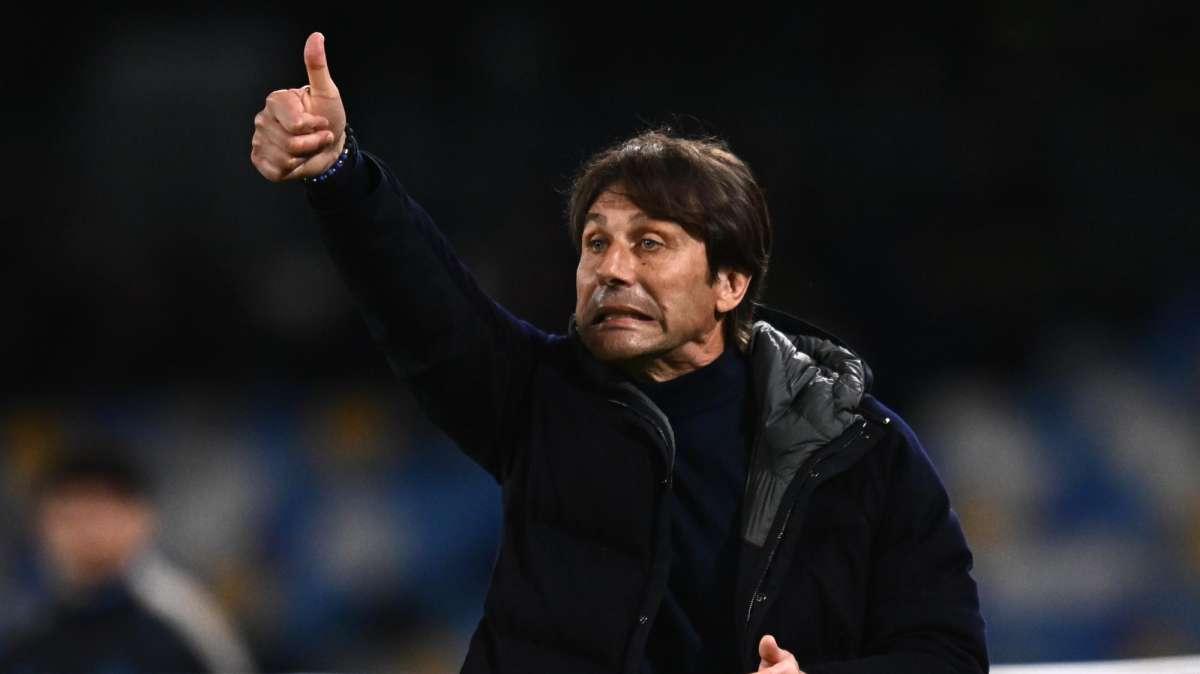 Napoli, Conte: "Lo scudetto sarebbe un prodigio. Fatto il primo passo, ne mancano 4"