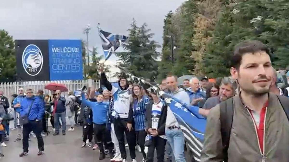 L'attesa a Zingonia per il ritorno dell'Atalanta da Dublino