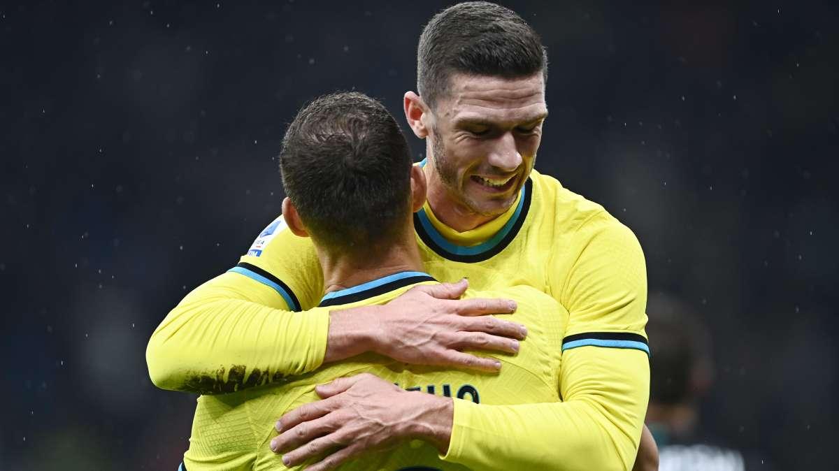 Gosens oscurato da Perisic e Dimarco. Vuole andare via a gennaio, in Bundes lo seguono tutti