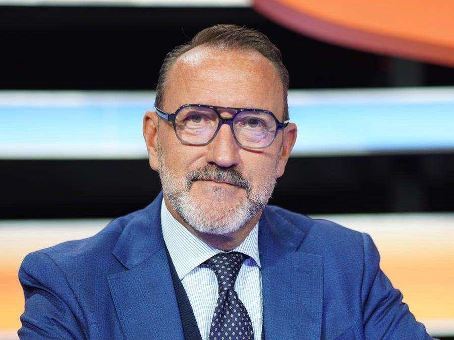 Bergamo celebra gli arbitri: maglie storiche, Casarin e il papà di Yara per educare al rispetto del fischietto