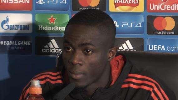 VIDEO - Marsiglia, intervento killer di Bailly in Coppa di Francia: l'ex United rischia una maxi-squalifica