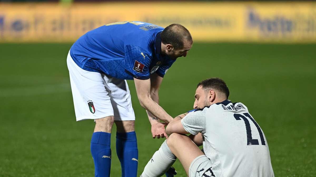 Italia, una vittoria tra delusione e rimpianti. Mancini si difende, per Chiellini s'avvicina l'addio