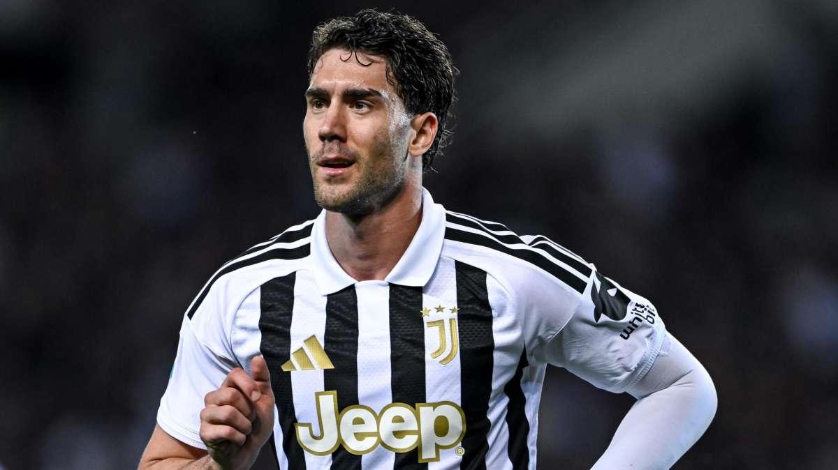 Il 1° luglio si avvicina, ecco i potenziali svincolati. Quanti big, da Vlahovic a Lewandowski