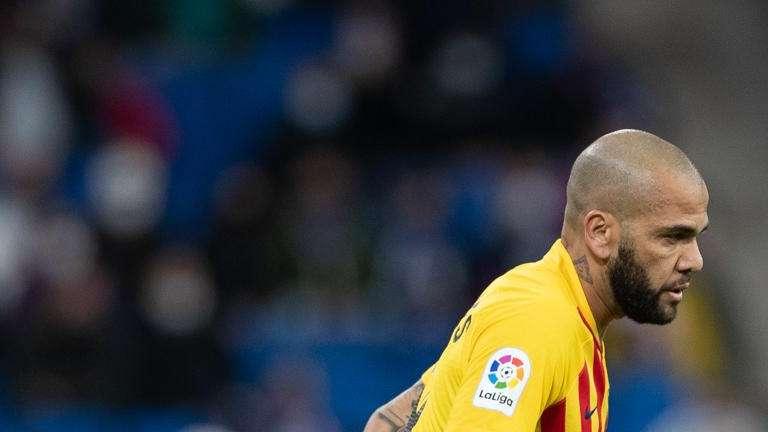 Dani Alves è uscito di prigione: Neymar non ha pagato la clausola, ora libertà vigilata