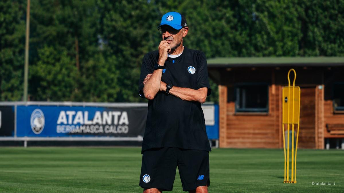 Sarri, il primo allenamento tra afa e tifosi: Gaetano osserva