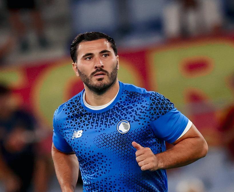 Kolašinac, distrazione di basso grado alla coscia sinistra: già iniziato il recupero