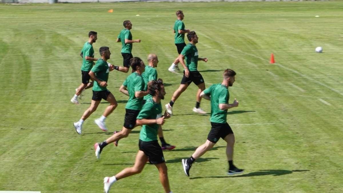 Sassuolo, seduta in vista dell'Atalanta: differenziato per Berardi, Djuricic e Harroui