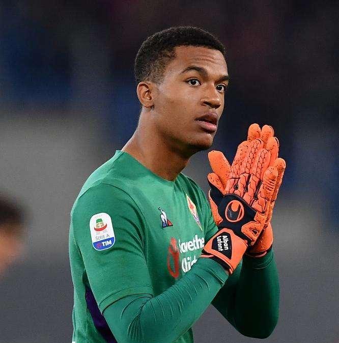 Lafont papera decisiva, male Gerson. Le pagelle della Fiorentina 