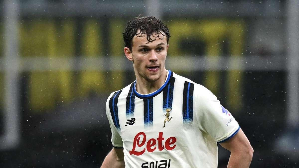 Dea, allarme in difesa: Hien out per la Lazio. Ma Palladino fa festa con i rientri di Scalvini e CDK