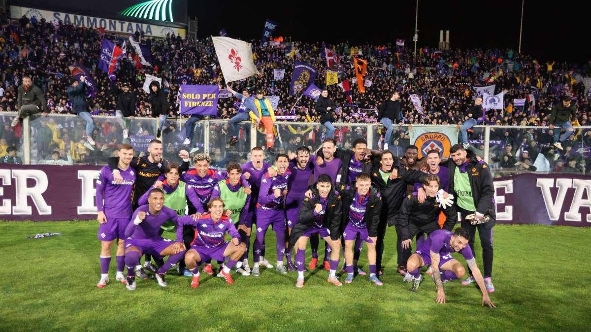 Terza semifinale di Conference di fila per la Fiorentina. Tensione Palladino-Riera