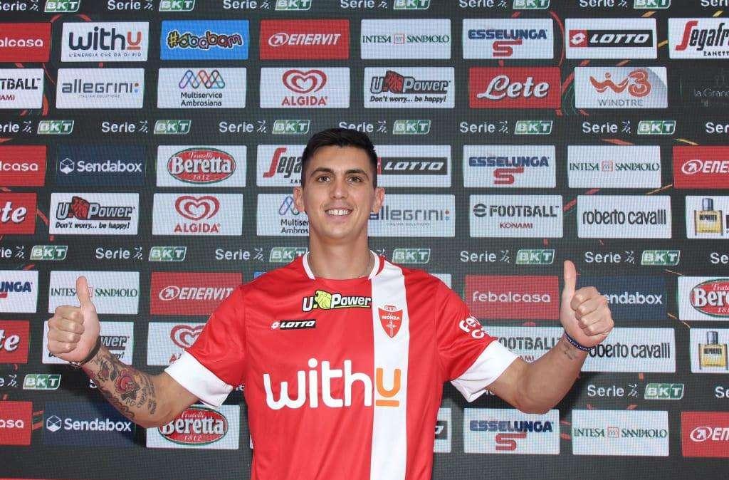 L'ex Molina saluta il Monza e si trasferisce a titolo definitivo al Bari