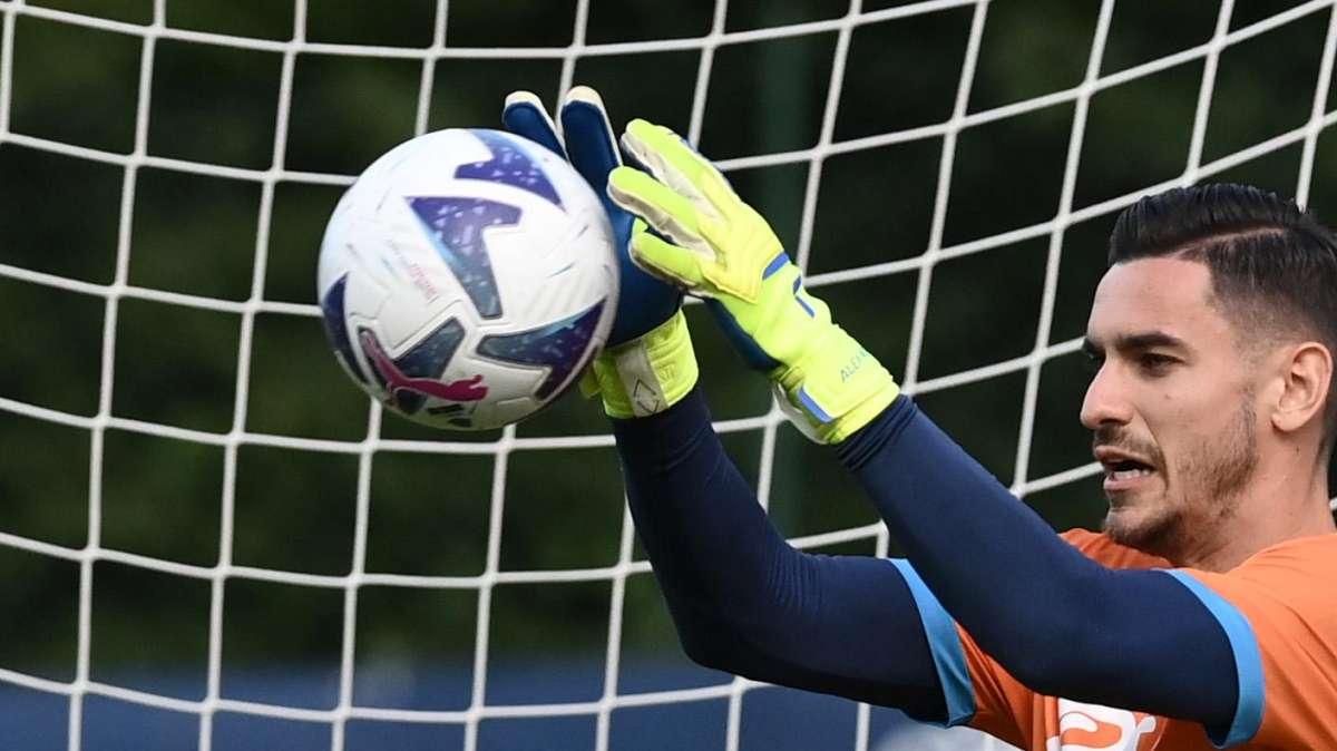 La Nazione - Clamoroso Spezia, non solo l'idea Carnesecchi. Il club ligure punta ad un portiere della Nazionale 