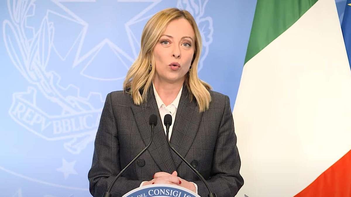 TANEWS24 - Trump lancia la sfida dei dazi, Mattarella e Meloni alzano il muro