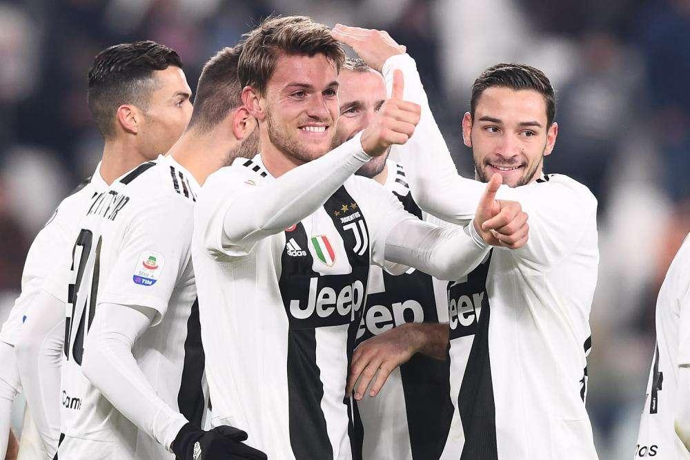 La Juve non sbaglia: col Chievo finisce 3-0. Bianconeri a +9 sul Napoli