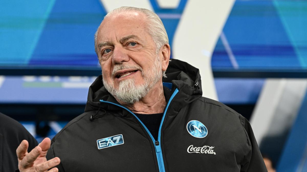 Malagò fischiato al Centenario, De Laurentiis lo difende dal palco