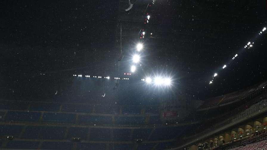 VIDEO - Pioggia battente su San Siro, il riscaldamento della Dea 