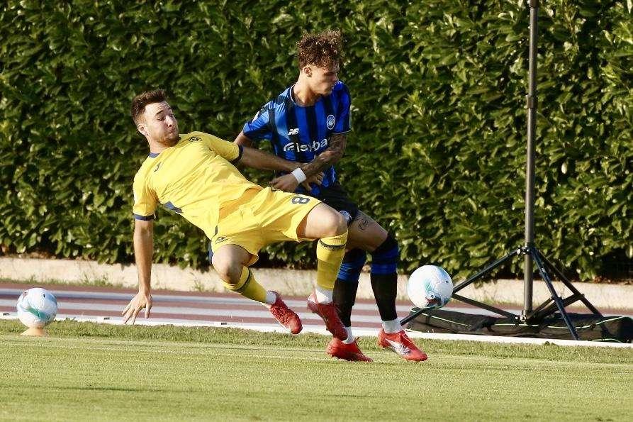 Primavera 1 / Atalanta sotto a Bologna al termine del primo tempo 