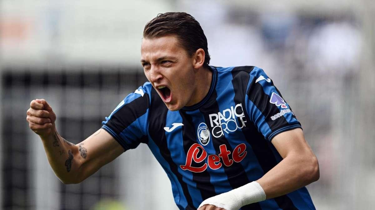 «Vi porterò sempre con me», il saluto emozionante di Retegui all'Atalanta