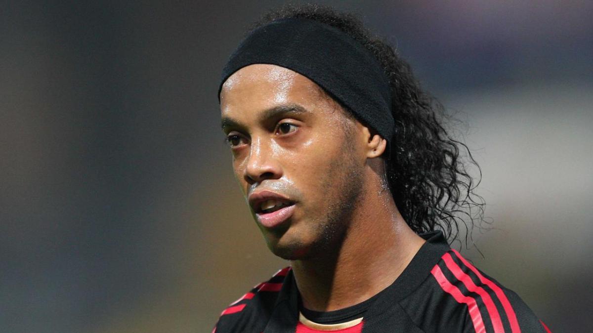 Ronaldinho torna in campo a 46 anni: debutto con il Ravenna il 15 novembre
