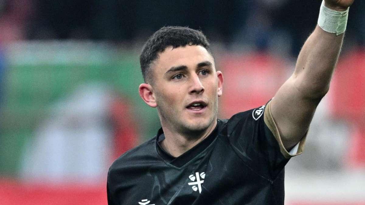 La zampata di Piccoli, al 7' Cagliari avanti sulla Fiorentina