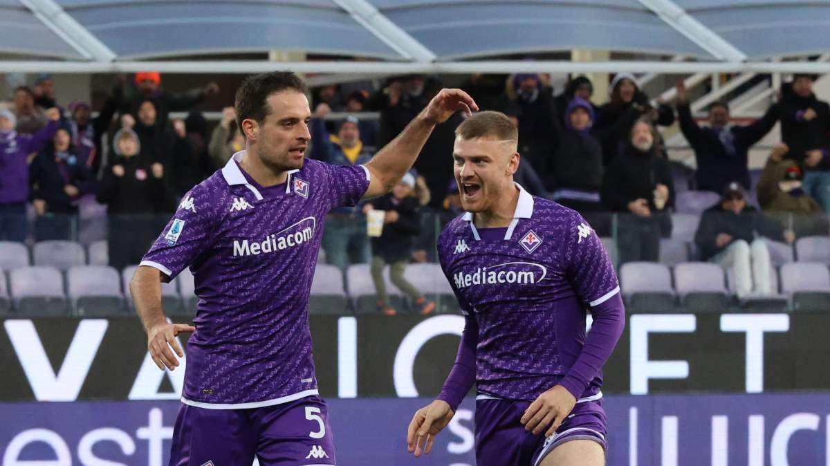 La Salernitana non scende in campo e viene travolta dalla Fiorentina 3-0. Gol &Highlights