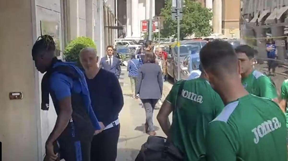 FOTO - L'Atalanta torna in albergo: finita la rifinitura pre Juve