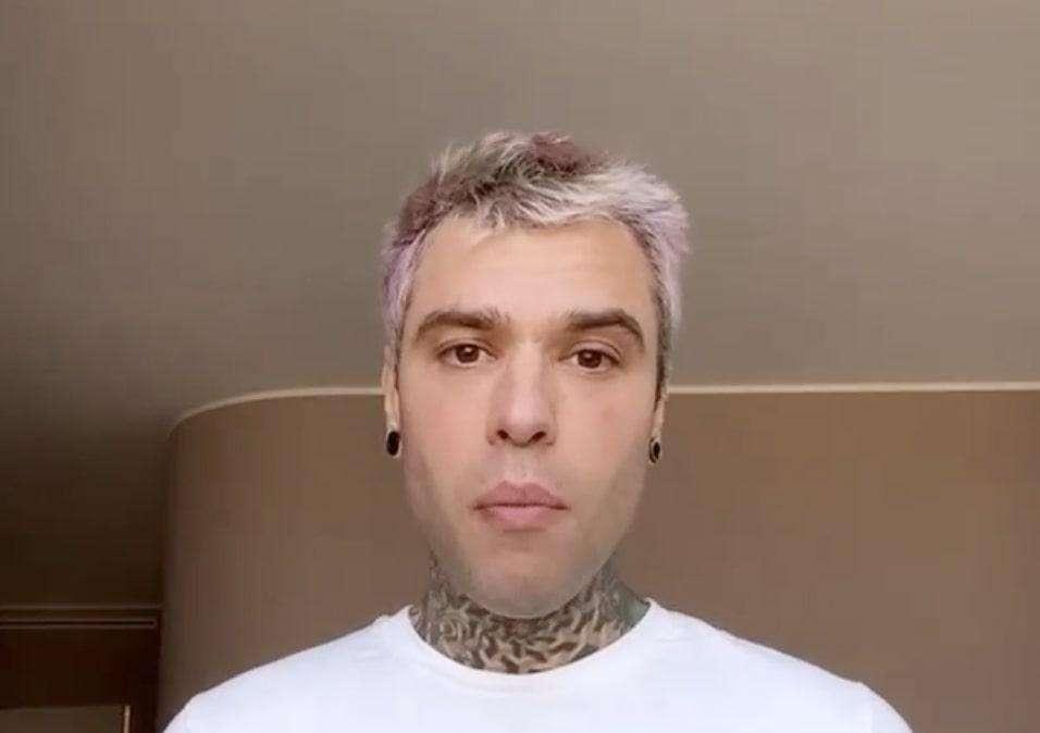 Fedez: “Conte ci ha chiesto aiuto per invitare all’uso della mascherina”