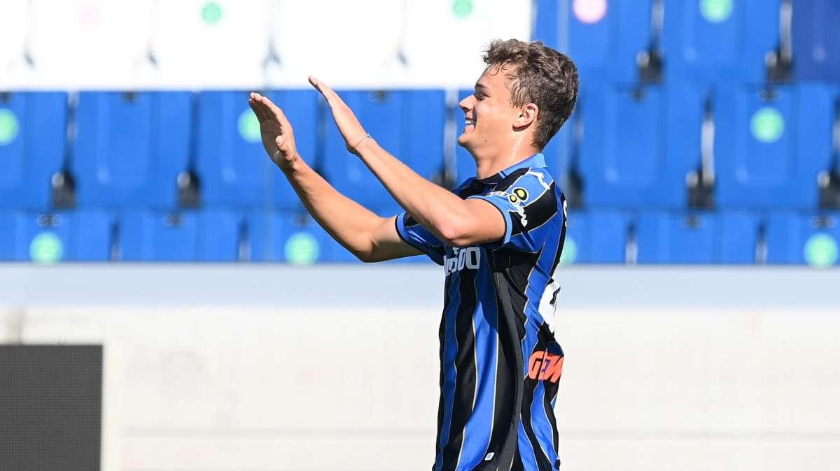 L'Atalanta rientra in partita con Scalvini: 2-1 a Bergamo dopo il palo dell'Hellas