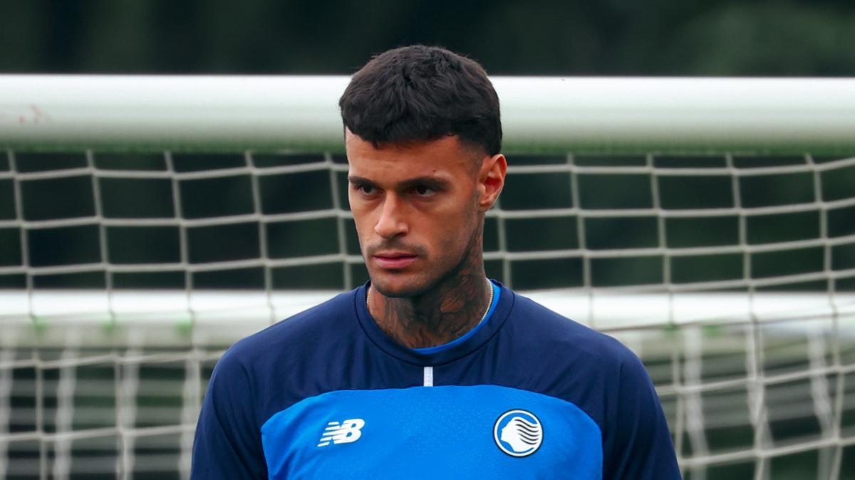 Sarri perde altri due uomini: distrazione per Bellanova, risentimento per Scamacca