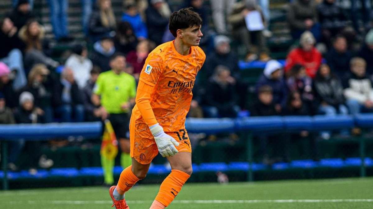 Dopo Donnarumma, un altro portiere al Psg: il Milan perde Longoni