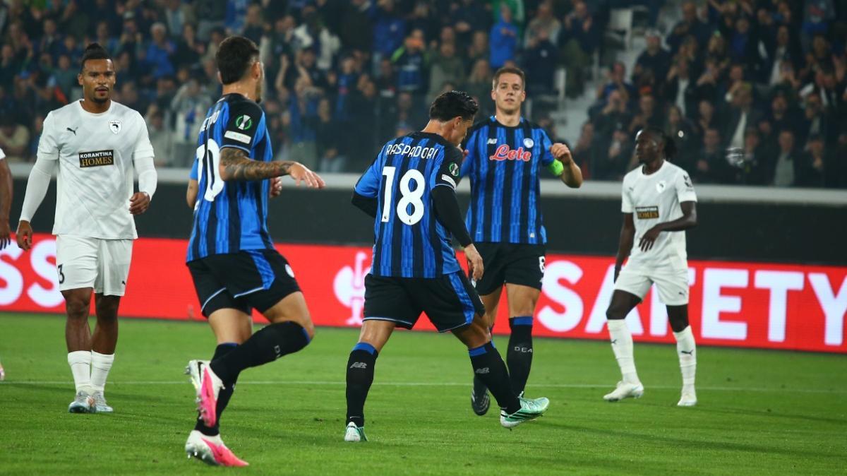 Raspadori, risentimento alla coscia destra: Milan a forte rischio