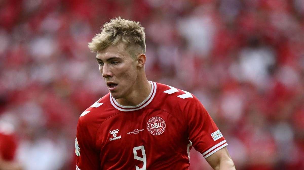 Hojlund e Arnautovic show: doppietta per il danese, poker per l’austriaco. Algeria al Mondiale