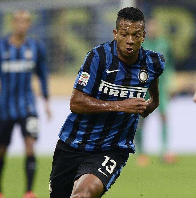 Anche il Genoa su Guarin, è sfida con l'Atalanta 