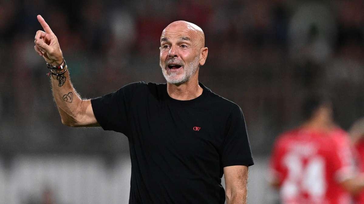 Pioli, niente maschere: adattarsi non è da deboli