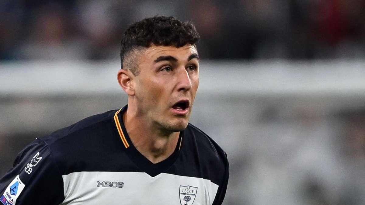 A tutta... Piccoli, il centravanti del Lecce si racconta tra Dea, l'idolo Vieri e il futuro 