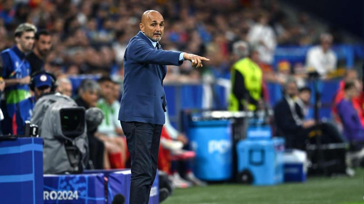 Non c'è altra strada? Spalletti: "Questo è il mio calcio. Se ti metti lì alla lunga la perdi"