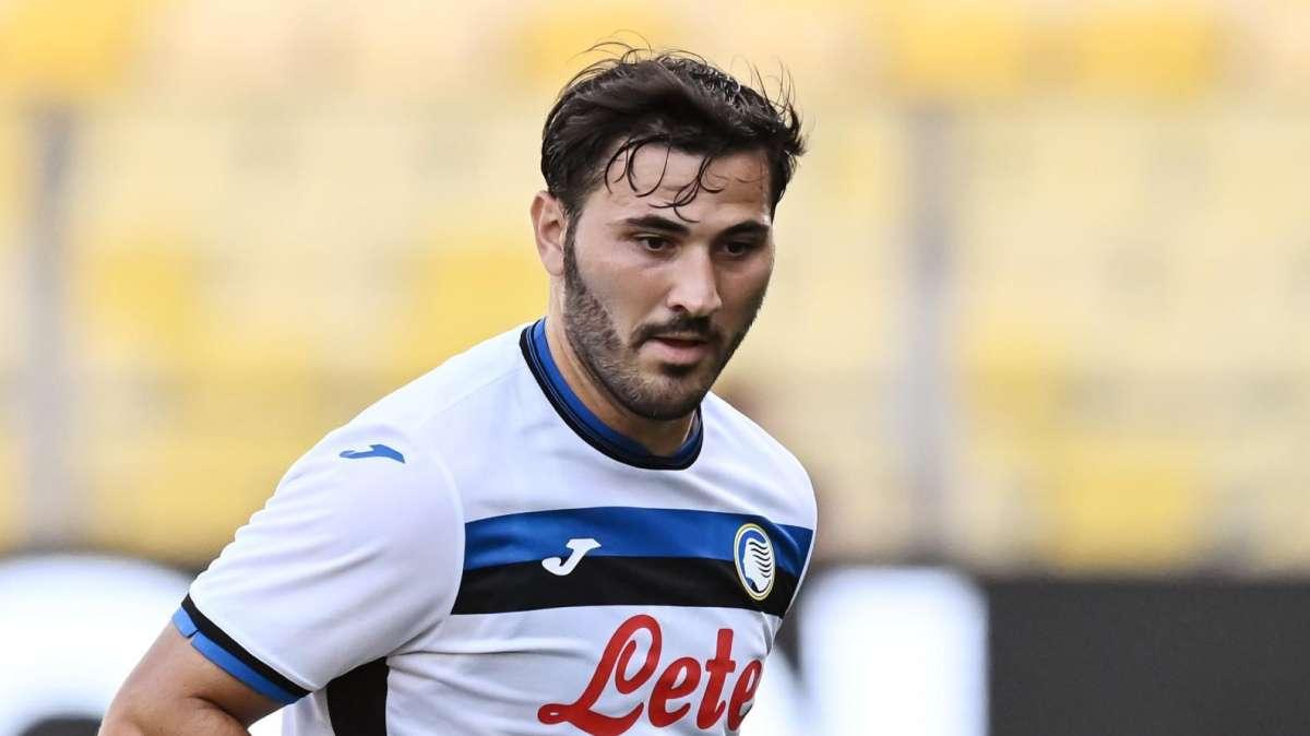 Kolasinac ko e Dea in allerta, Kossounou pronto a subentrare