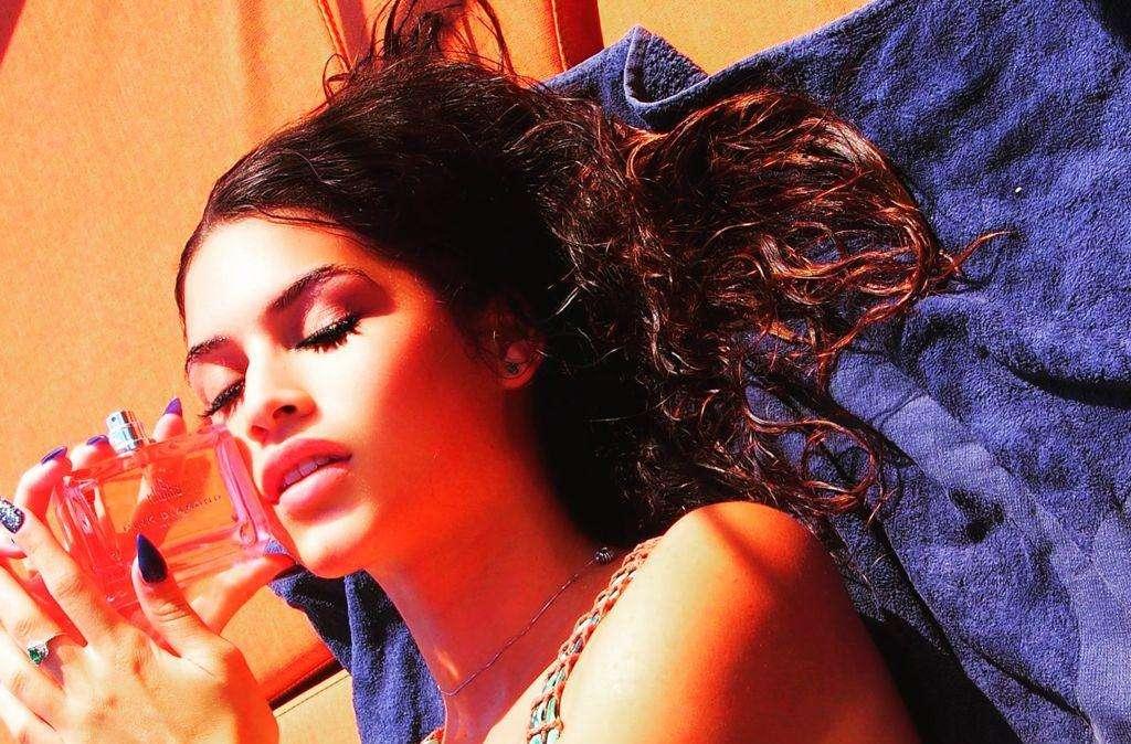 Porte del successo aperte per Elena Izzo: la testimonial Eau de Milano con Area Stile a Venezia78