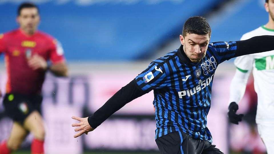 Giudice sportivo, Gosens salterà domenica la Lazio. Si scalda Maehle dal 1'