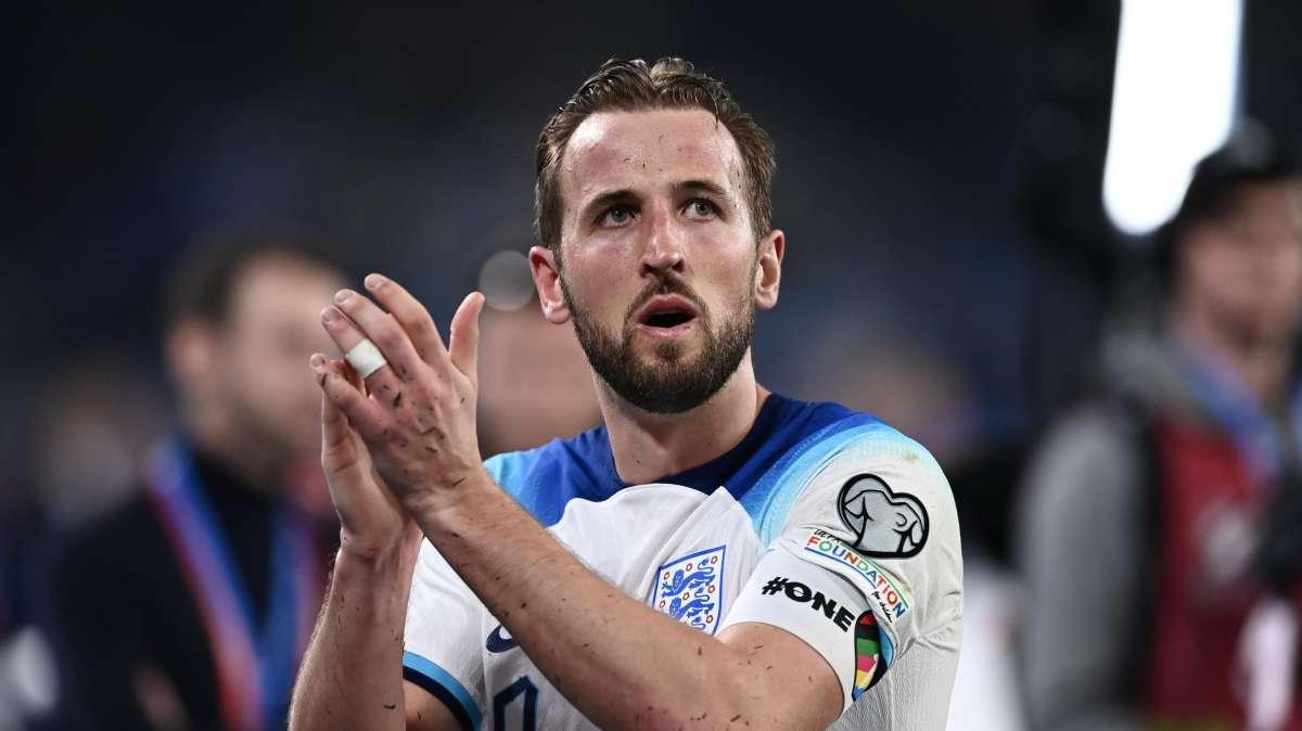 Clamoroso Tottenham, il presidente Levy su Kane al Tottenham: "Abbiamo clausola di recompra"