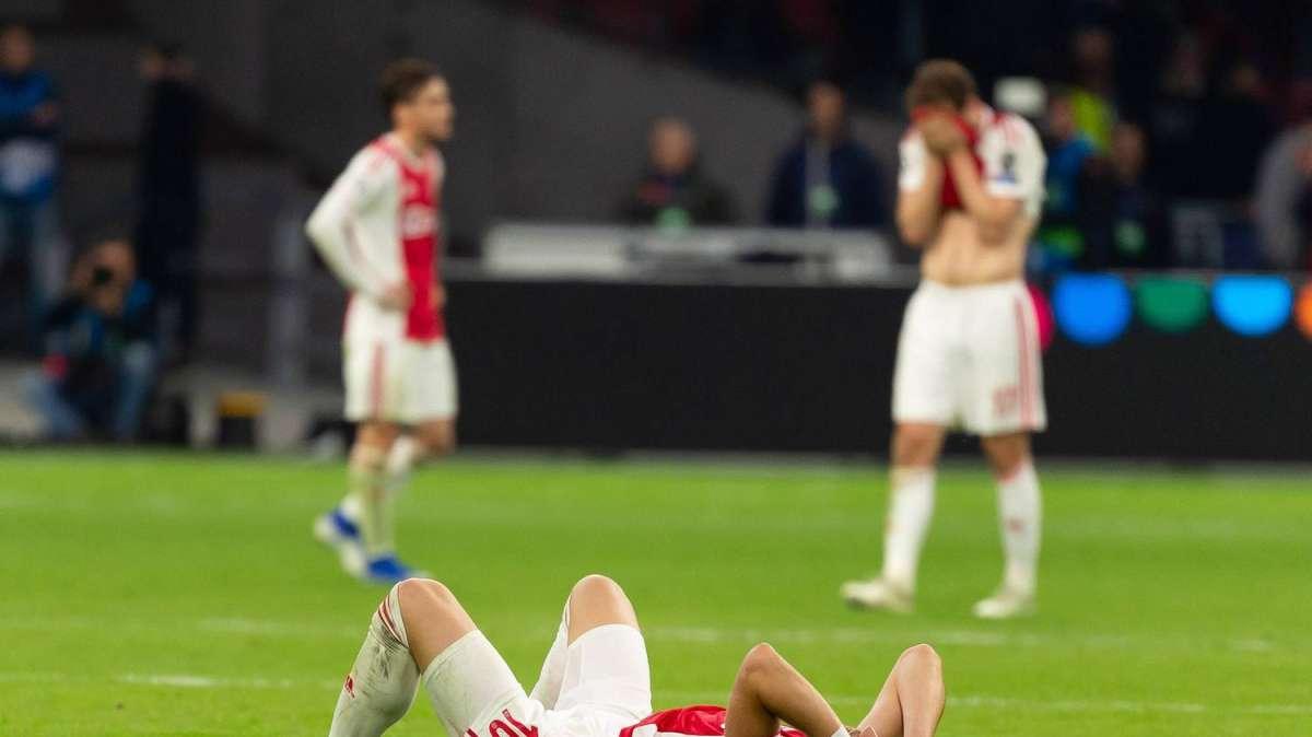 Psicodramma Ajax: il Groningen riprende Farioli 2-2, ora la vetta di Eredivisie è del PSV