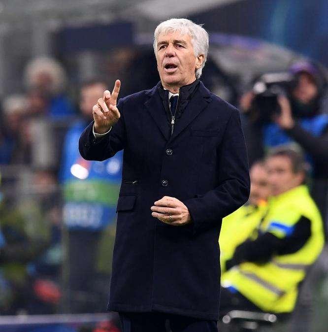Gasperini e la Champions: "Battiamo lo Shakhtar e passiamo. Serie A? L'Inter se la gioca con la Juve, sul VAR.."