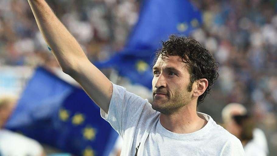 CR77 Raimondi anticipa il saluto a Freuler: "In bocca al lupo Remo"