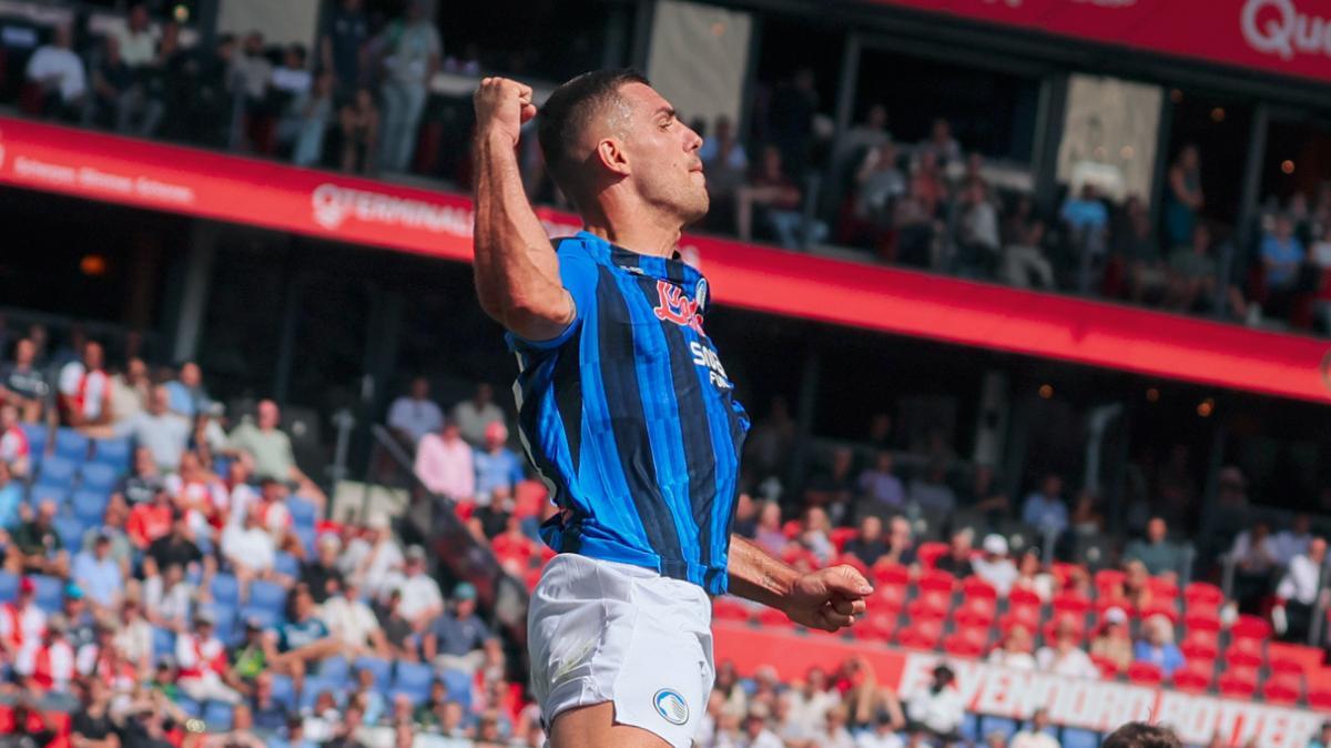 Krstović illude, Van Persie decide. Agli olandesi del Feyenoord la De Kuip Cup