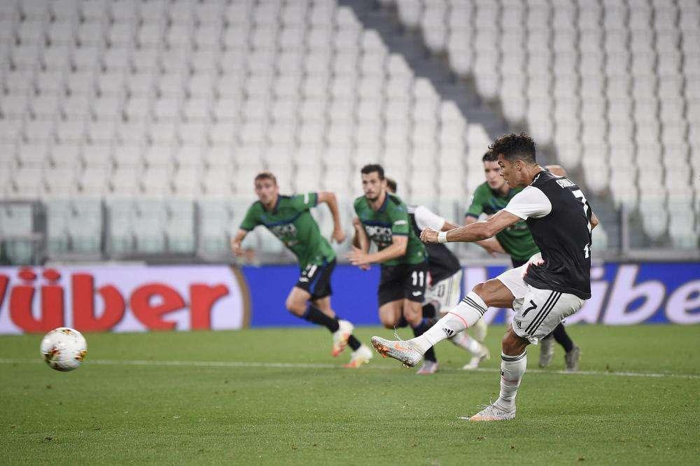 Juventus-Atalanta, la moviola Gazzetta: più Muriel che de Roon, ma i due rigori ci sono