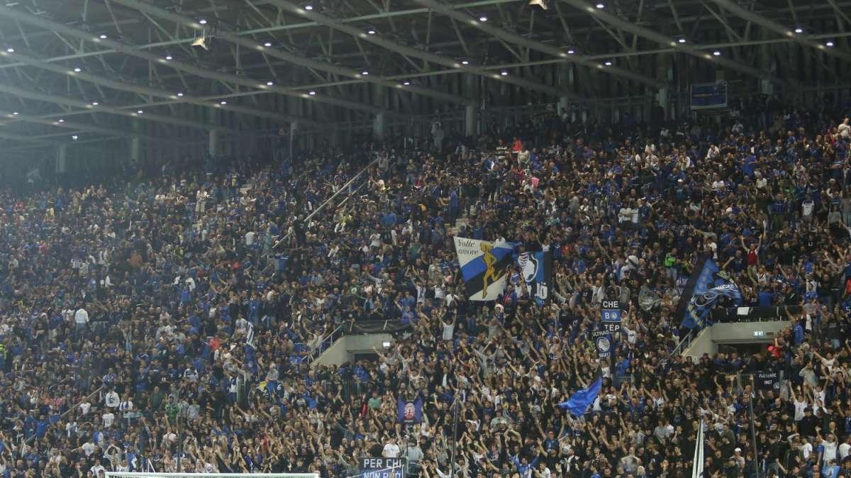 Il calcio è cosa da ricchi, aumentano i prezzi degli abbonamenti. Record Frosinone: +237%